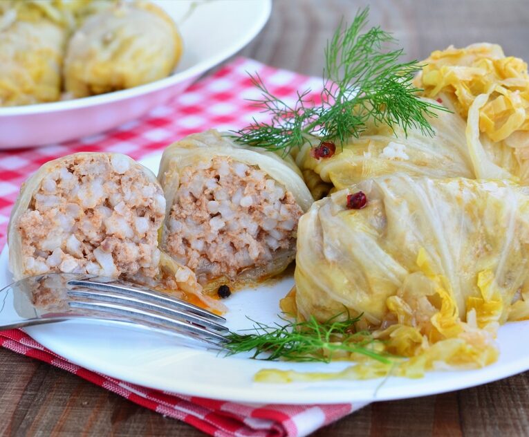 Голубцы с фаршем и рисом