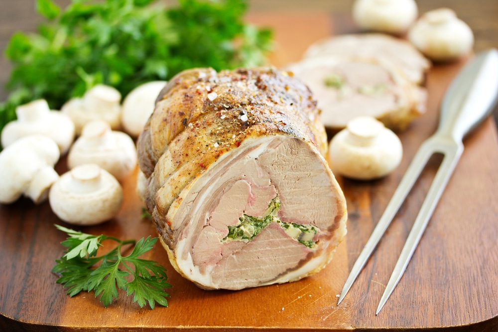 Фото рецепта - Мясо, запеченное с сыром и грибами - шаг 9