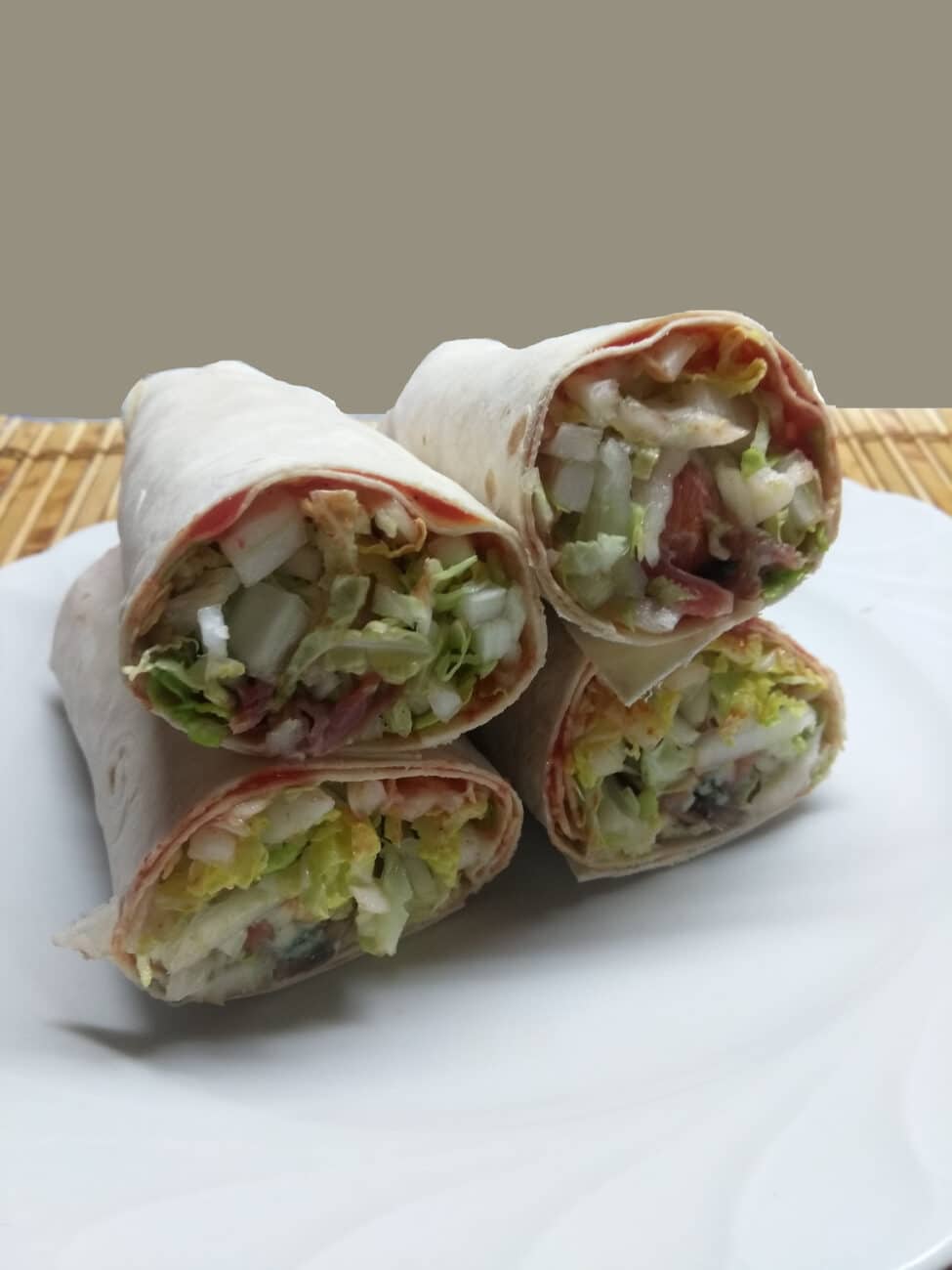Роллы с хамоном и сосисками