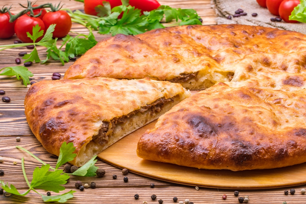 Осетинский пирог с мясом и сыром