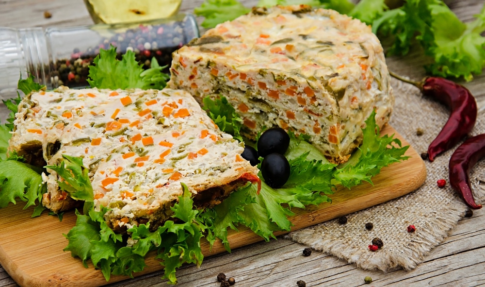 Фото рецепта - Мясной хлеб из куриного фарша с перцем и морковью - шаг 5