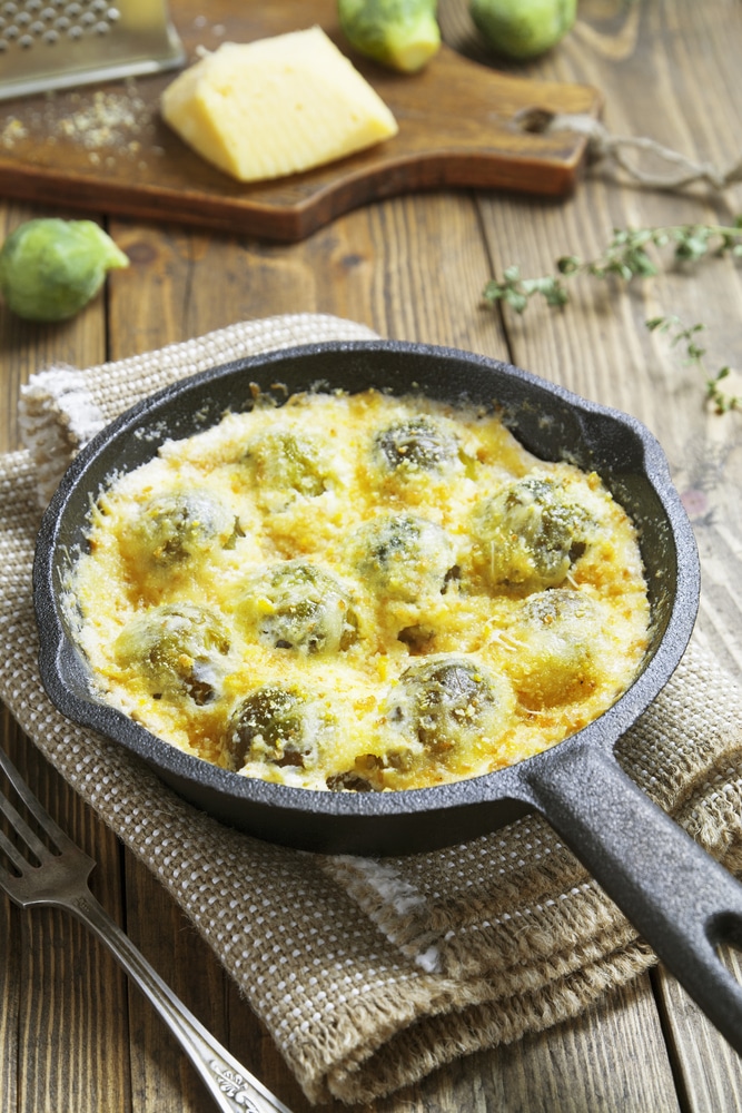 Запеканка из брюссельской капусты с сыром