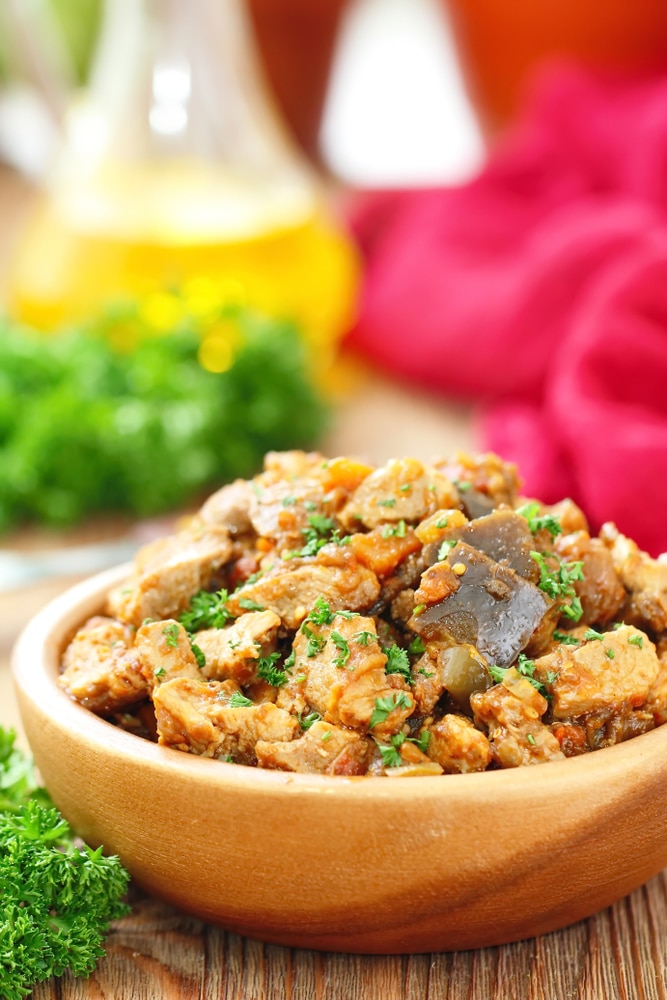 Тушеное мясо с овощами