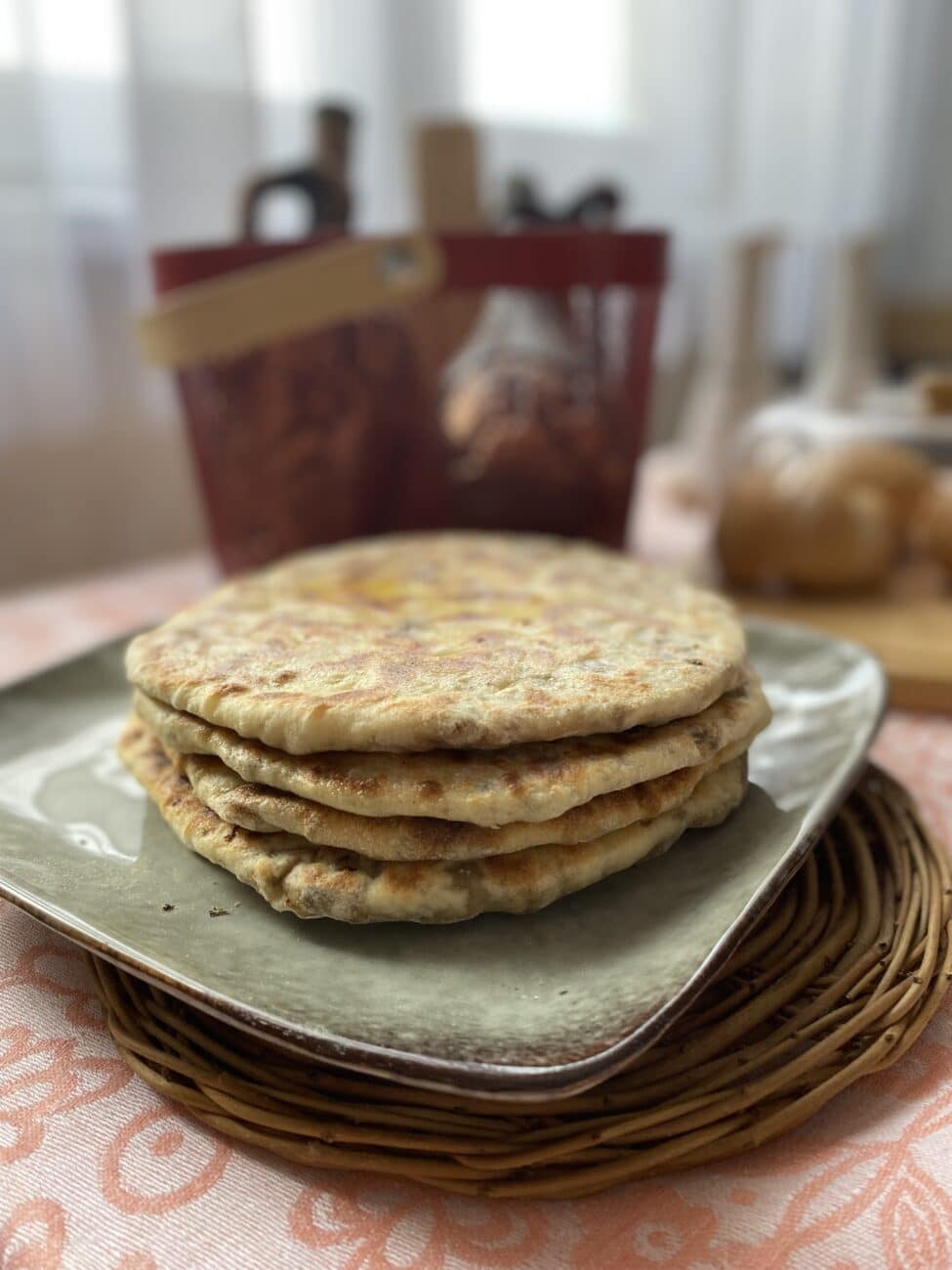Лобиани — грузинские лепешки