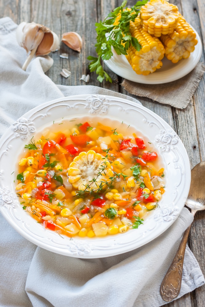 Овощной суп с кукурузой