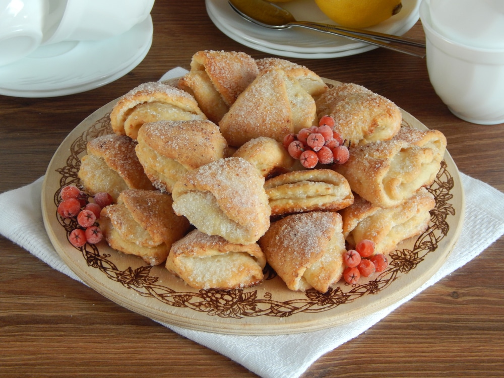 Творожное печенье «Гусиные лапки» с сахаром