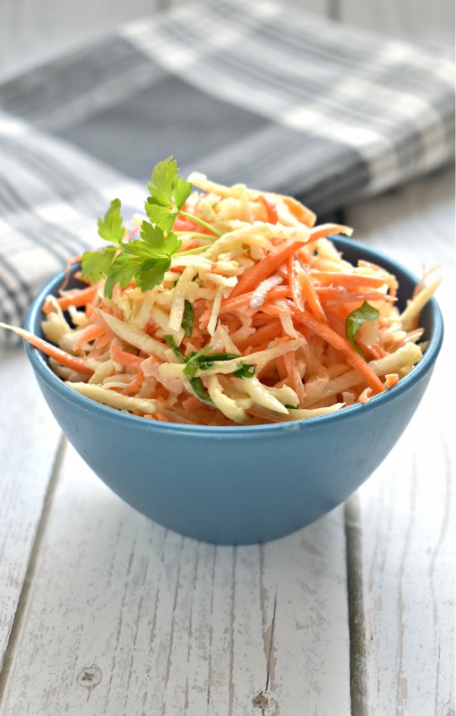 Морковный салат с редькой