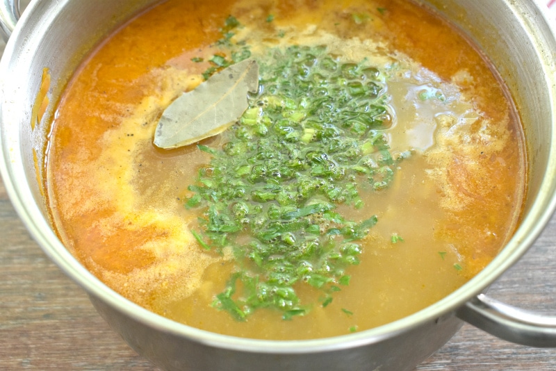 Фото рецепта - Щи из квашеной капусты с мясом - шаг 6