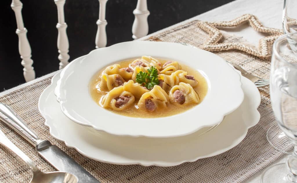 Фото рецепта - Испанский суп с макаронами - шаг 3