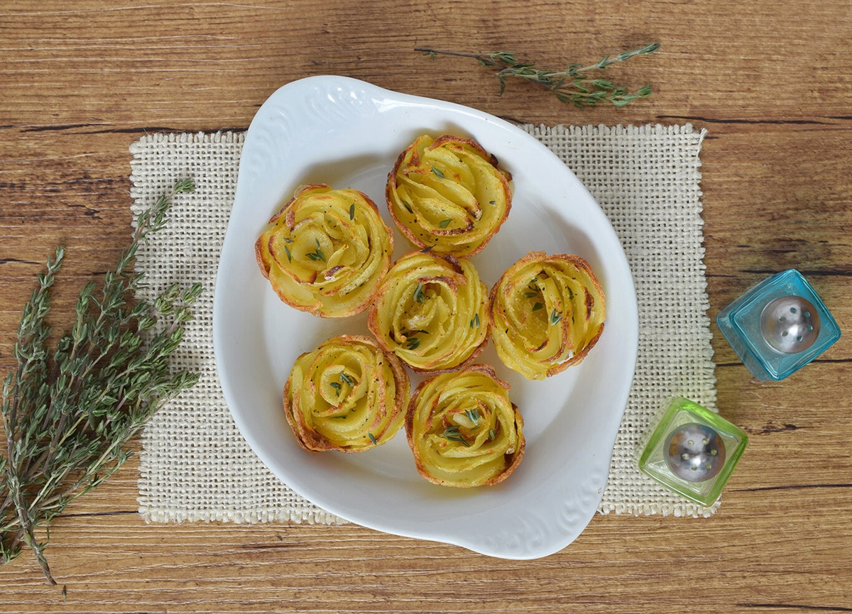 Запеченные розочки из картофеля — гарнир