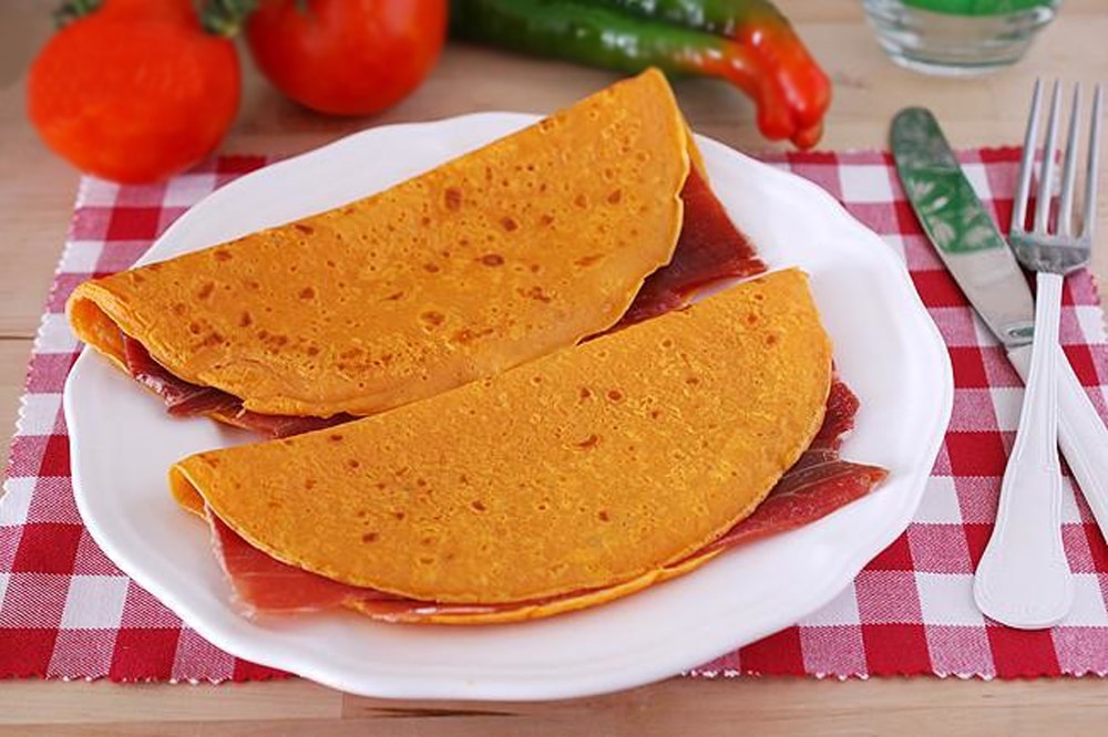 Закусочные блины с гаспачо