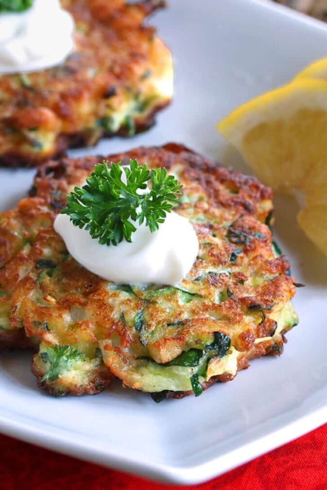 Оладьи из кабачков с сыром и чесноком