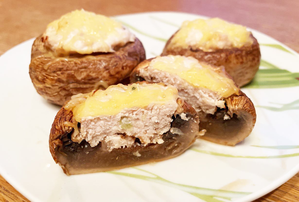 Фаршированные грибы с мясом