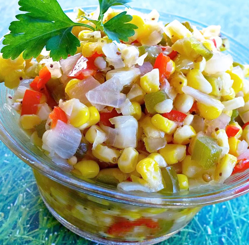 Маринованный салат из кукурузы и перца