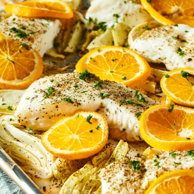 Рыба, запеченная с апельсином и фенхелем