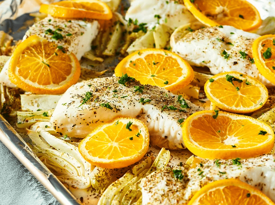 Рыба, запеченная с апельсином и фенхелем